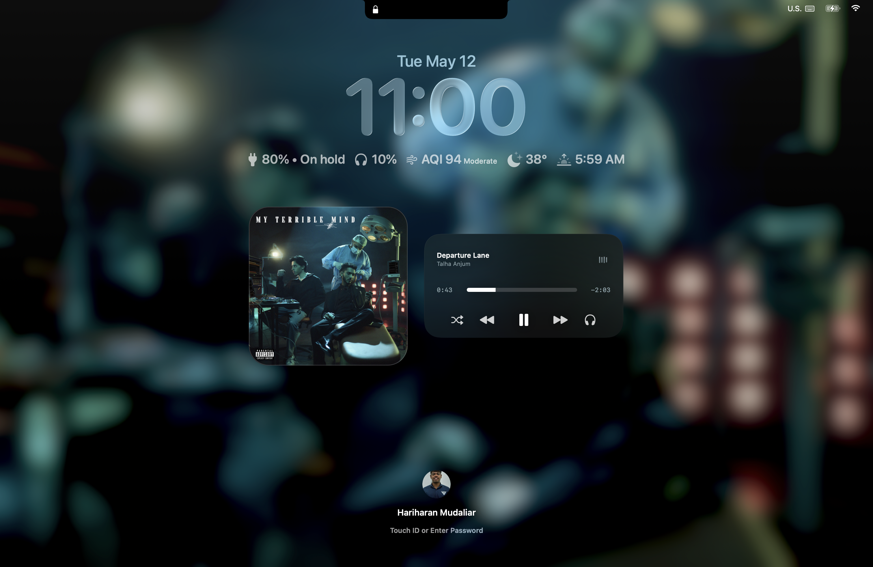 Atoll full-screen media artwork on the lock screen from the Fiji release